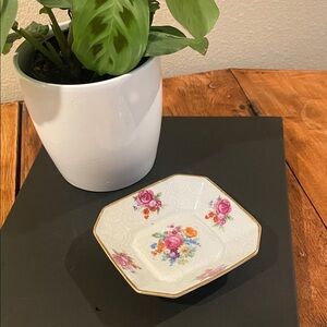 Vintage Gold Castle China Square Dish–“Peanut Bowl”/Trinket Dish, Occupied Japan